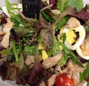 So This Happened: Wall Street Journal Editor Finds Dead Frog In Coworker’s Pret A Manger Salad (PHOTOS)